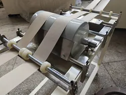 Kraftpapierkernpapierherstellungsmaschine Kernpapierrollen-Schneidemaschine