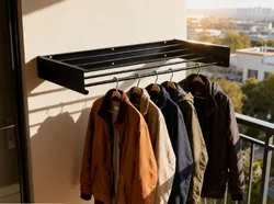 Versteckter Kleider- und Handtuchhalter - Kreatives Design