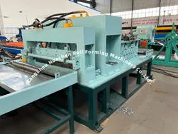 Vollautomatische größenverstellbare Kabeltrassen-Rollformmaschine mit Stanzfunktion