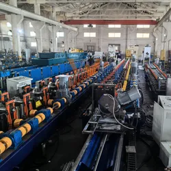 Yanwu Hochgeschwindigkeits-Solar-PV-Unterstützungsrahmen-Herstellungsmaschine 21*21/41*41 Strangkanalmaschine für die Montage von Solarpanelstrukturen Rollformmaschine