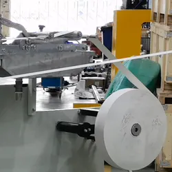 Automatische Papierkernmaschine zur Kernwicklung und -herstellung