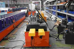 Rolltor Tür Herstellung Maschine Rolltor Tür Profiliermaschine Gebrauchte Rahmenmaschine