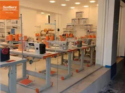 Direktantrieb 4-Thread Overlock-Nähmaschine mit automatischem Abtrimmer