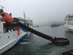 Sistema di evacuazione marittima a chiglia gonfiabile Solas 20m