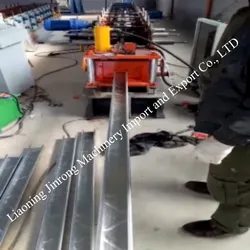Trapezblechformmaschine