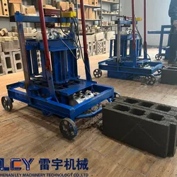 Mobile Mini Ziegelmaschine Tragbare kleine Blockmaschine für den Bau