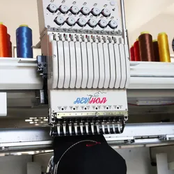 Vielseitige Sechs-Kopf-Computerstickmaschine für Caps