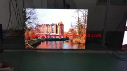 Fabrikfreies Muster LED-Bildschirmmodul Vollfarb-HD-LED-Matrixmodul P2.5 Innen SMD2121 320X160mm 1/16 Scanning-LED-Modul