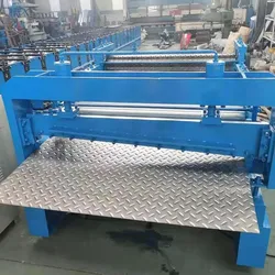 1600mm Stahlblechprägmaschine Riffelblechprägmaschine