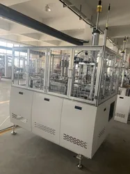 Hochgeschwindigkeits-Mahlzeitenboxmaschine/Six-Angle-Lunchboxmaschine Acht-Winkel-Boxmaschine