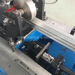 Vollautomatische Stift- und Regalrollformmaschine Produktionslinie