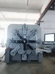 Macchina per la produzione di molle a rotazione in acciaio inossidabile CNC a prezzo di fabbrica