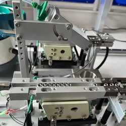 Máquina de Montagem Automática de Inserto de Fio Adequada para Montagem de Inserções Rosqueadas do Tipo Heli Coiled com e sem Tangente
