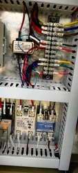 Automatische Rigid-Box-Formmaschine Kartonagenherstellungsmaschine
