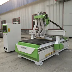 Machines de découpe en bois CNC à têtes multi-processus 4