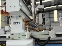 Machine de gravure CNC multifonctionnelle / Routeur CNC