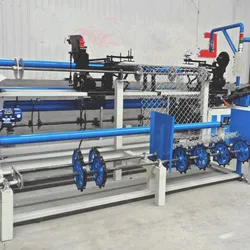 Maschine zur Herstellung von Schutznetzen für kommerzielle Zäune, Maschine zur Herstellung von Kettengliedzäunen, Maschine zur Herstellung von Eisen-Drahtgeweben