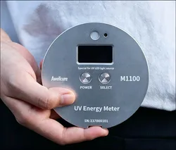 Handheld-UV-Intensitätsradiometer misst die UV-Lichtintensität für Lichtaushärtungsprozesse