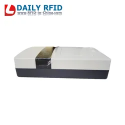 Lettore di schede RFID USB compatibile UHF da scrivania R0023