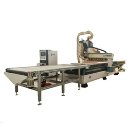Router CNC per porte in legno con cambio automatico degli utensili e tavolo di carico automatico