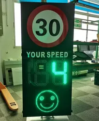 Sinal de advertência de tráfego, limitador de velocidade, sinal de radar LED