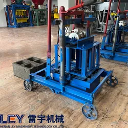 Mobile Mini Ziegelmaschine Tragbare kleine Blockmaschine für den Bau