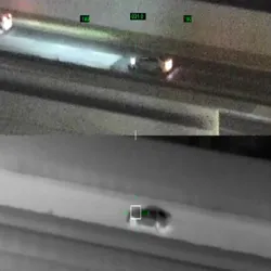 Gimbal a tre assi avanzato con sistema di illuminazione triplo