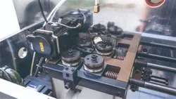 Hsm-CNC20 Máquina de fabricación de resortes multi-ejes para resortes de toque, torsión, extensión y compresión