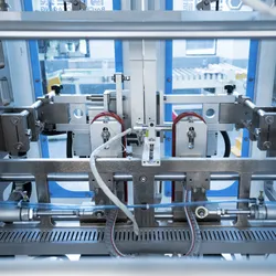 Máquina de embalaje automática continua de fácil operación y estabilidad para planta de procesamiento de alimentos
