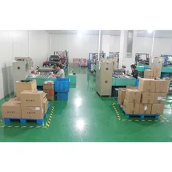 Khẩu trang giấy trắng dùng một lần