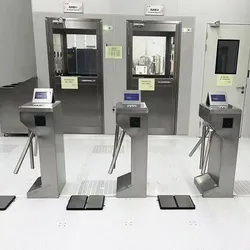 Hệ thống cổng tự động với hỗ trợ thiết bị ESD và hệ thống quản lý phần mềm