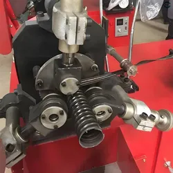Wellenformsteuerungsrohrmaschine in der Energietechnik