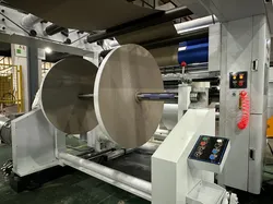 Hochpräziser Schneid- und Wickelmaschine mit hydraulischem automatischem Ladesystem