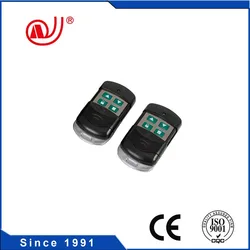 Apprendimento del codice per il telecomando delle porte a rullo e delle porte scorrevoli