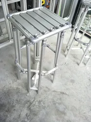Conector de tubo inclinado de perfil de aluminio 28mm para sistema de estanterías