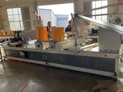 Qhpack Hochgeschwindigkeits-Pappröhrenherstellungsmaschine Röhrenschneider Maschine