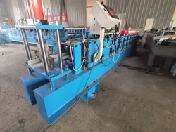 Vollautomatische Maschine für mehrere Größen U-Profil Kaltwalzprofiliermaschine