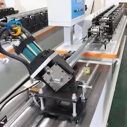 Automatische Rollformmaschine für hochwertige Stahlrahmenstrukturen