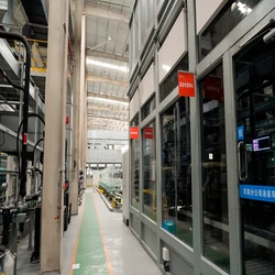 Sistema di spruzzatura automatica avanzata per rivestimenti a polvere per progetti personalizzati