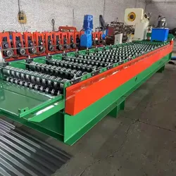4 Kafes Çatı Levhası Yapım Makinesi Trapez Tipi Rulo Şekillendirme Makinesi