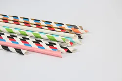 Máquina de formación de pajillas de papel de alta velocidad