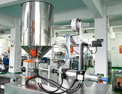 Kleine vloeistofverpakkingsmachine voor stickpackverpakking