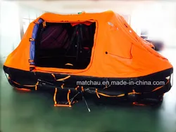 Thuyền đánh cá sử dụng thả bè phao xuống nước