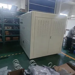 Отдельный контрольный консольный шинопровод для высоких токов генератора