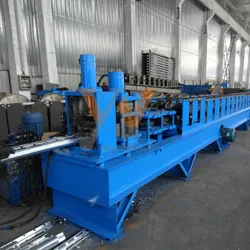 Yanwu Automatische Nietzaunpfosten Formmaschine Pfostenzaun Säulen Produktionsmaschine