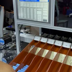 Fabrik 32700 Automatische Batterie-Sortiermaschine mit Mehrkanal-Testsystem für Lithiumzellen
