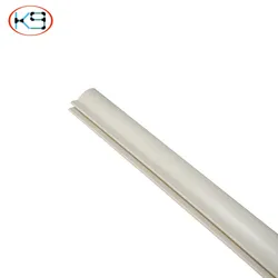 Accesorio para estantería de tuberías