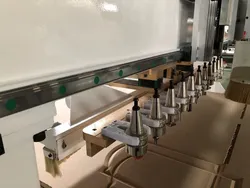 1500*3000mm جهاز تغيير الأدوات التلقائي لآلة CNC 4 آلة الخشب CNC