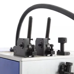堅牢なスムーズな操作 2-Axis 自動CNCスプリングコイリングマシン