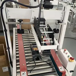 Máquina de Embalagem em Cartão para Fio de Costura